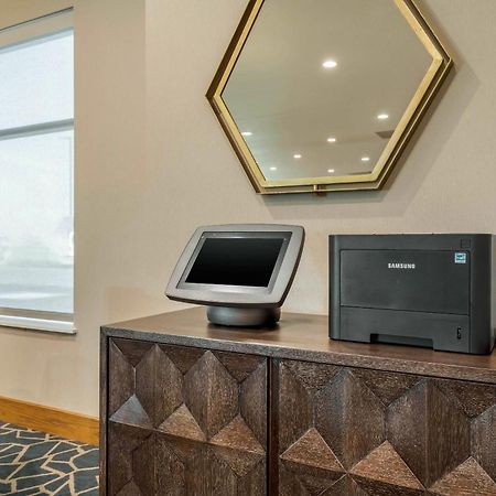 Cambria Hotel Davenport Quad Cities Bettendorf Bagian luar foto